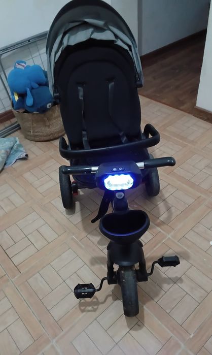 Срочно Продается коляска велосипед