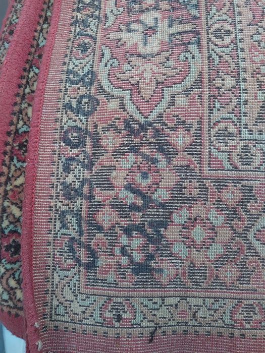 Продам ковры б/у и паласы.