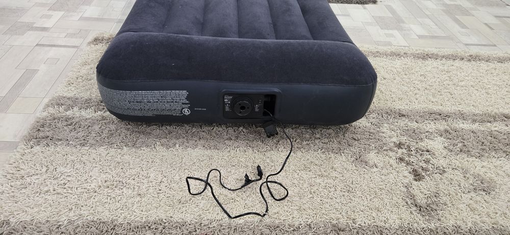 Продам матрас надувной