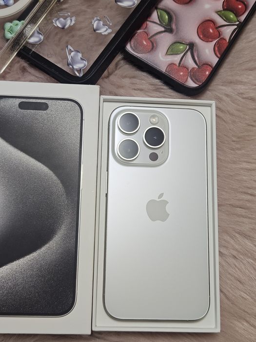 Iphone 15 pro 128GB White Titanium stare CA NOU Full box