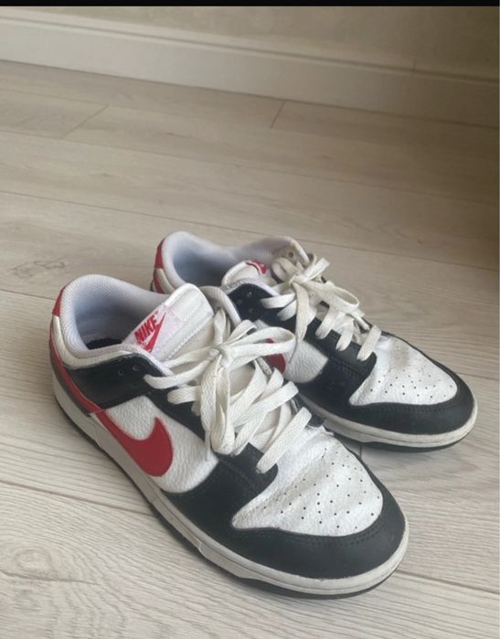 Adidasi Nike Dunk