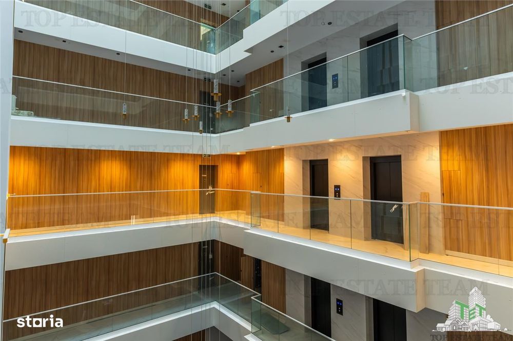 Apartament deosebit 3 camere etaj 9 vedere la lac