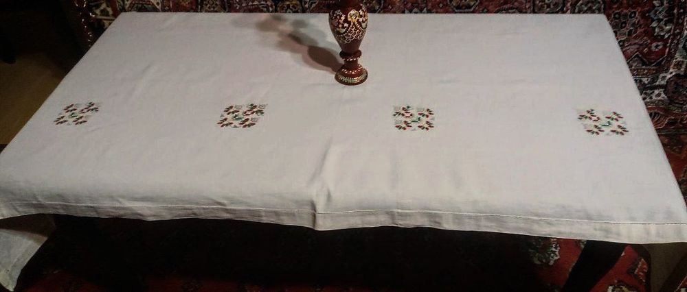 Ковер и покрывала,платок,материал