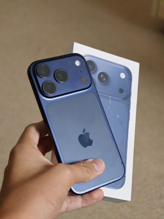 iPhone 17 pro 256гб