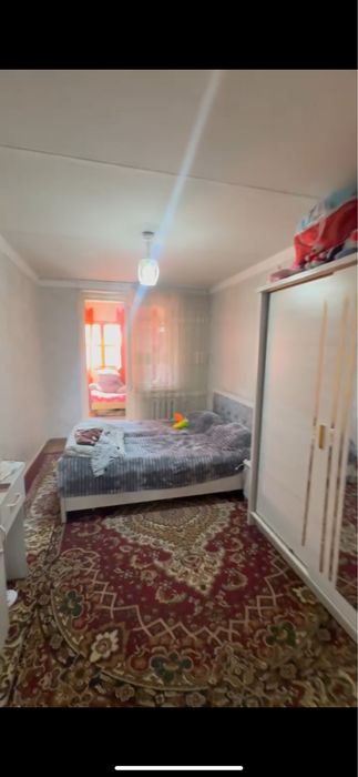 Феруза напротив эко базара продается квартира 2/4/5 кирпичный дом