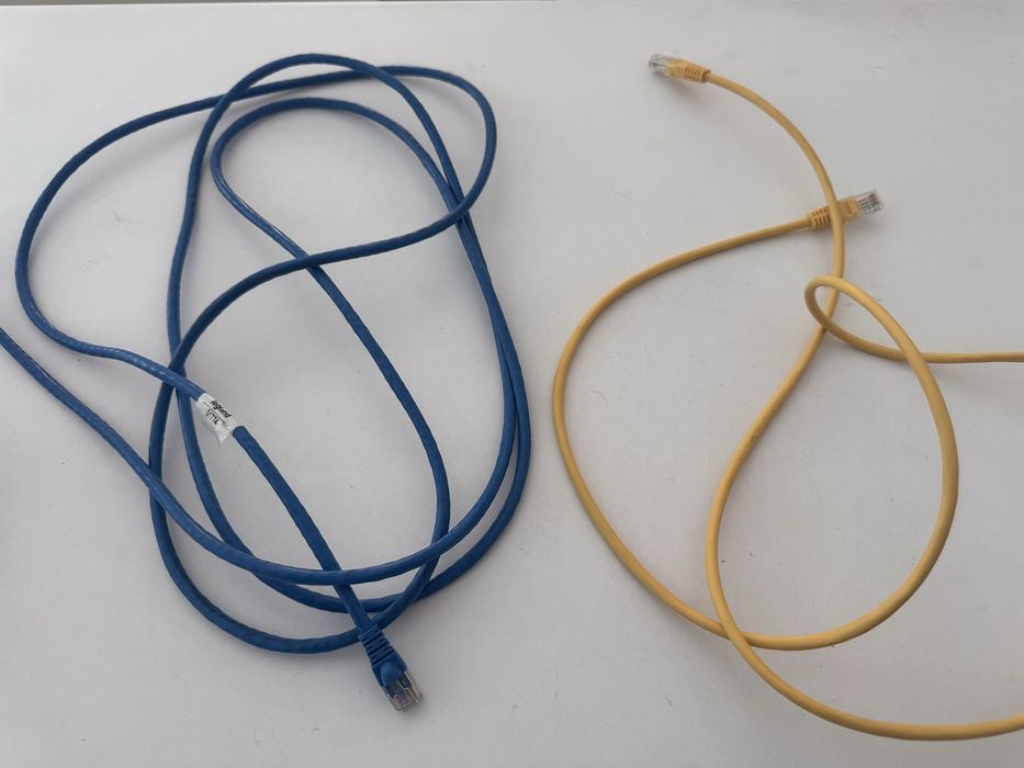 Кабели (от телевизора Самсунг, патч-корд, 3,5-RCA, AUX)