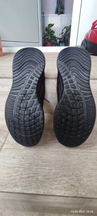 Маратонки за момиче