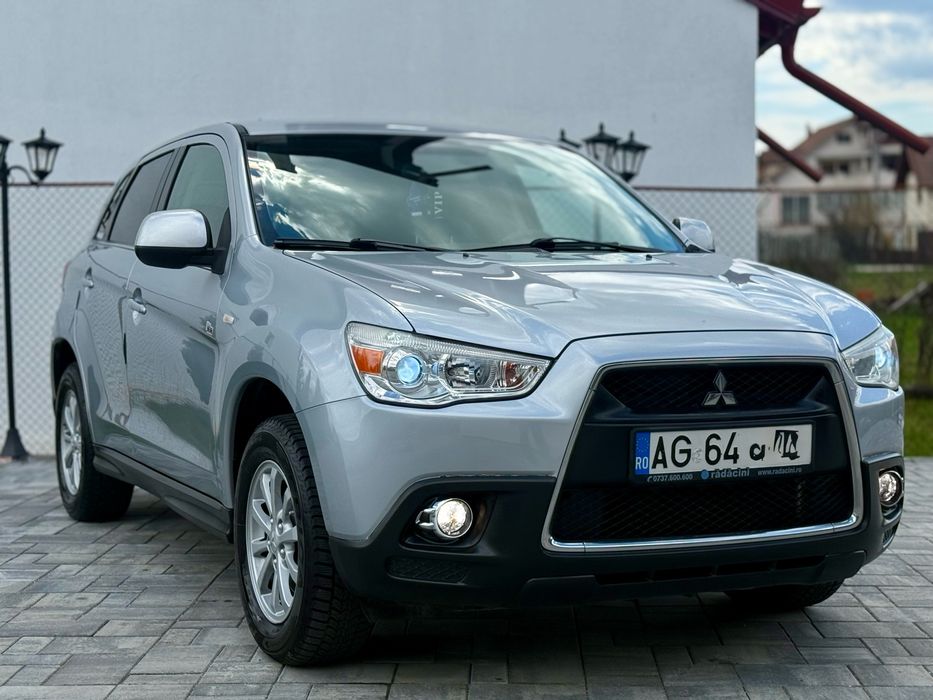 Vând Mitsubishi ASX Benzina Euro5 Climatronic Carplay