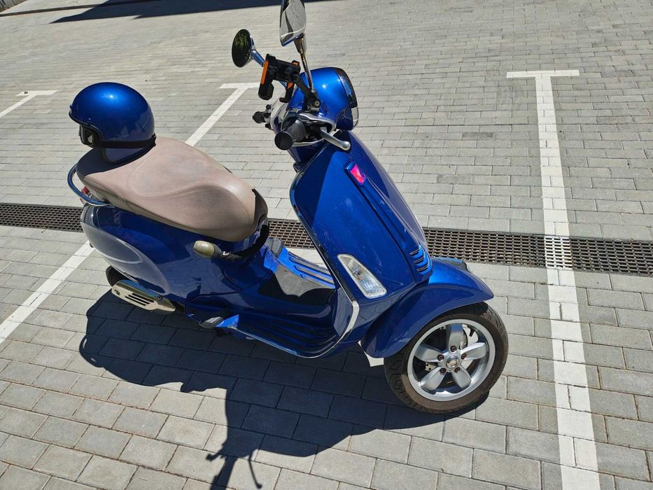 Vespa Primavera 4-тактов