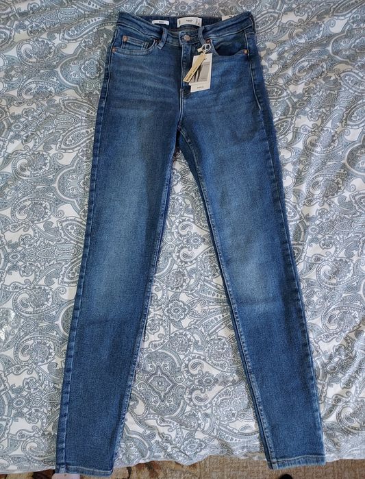 Blugi Mango, skinny, mas 34,albastru