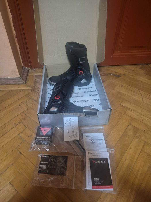 Cizme moto Dainese marimea 42