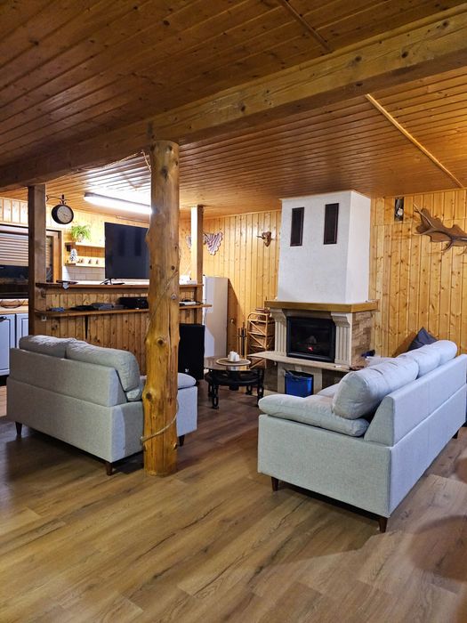 Cabana de inchiriat-valea Avrigului