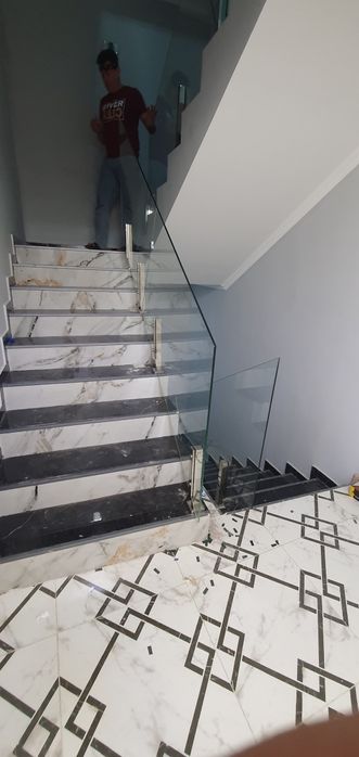 Каленное Стекло 10 мм 35 доллр 1 кв Установка

Доставка внутри