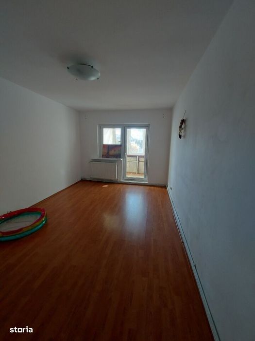 Apartament cu trei camere Pitesti-Arges