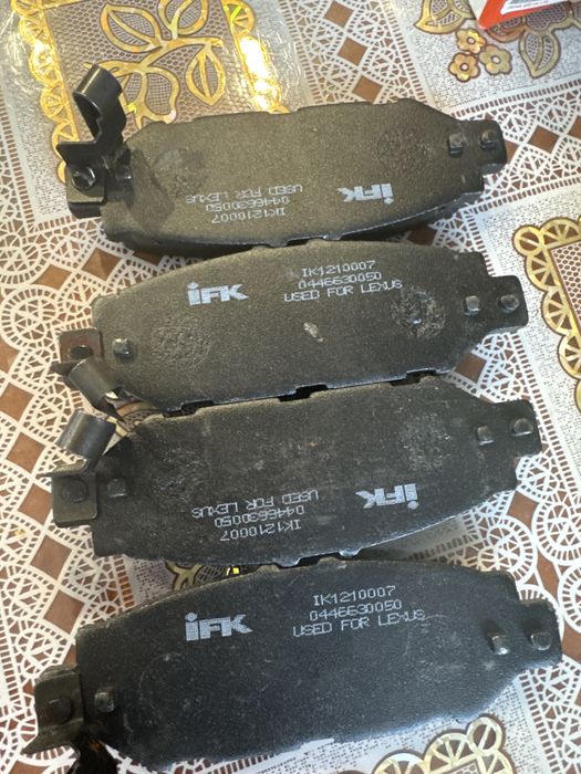 Продам тормозные колодки