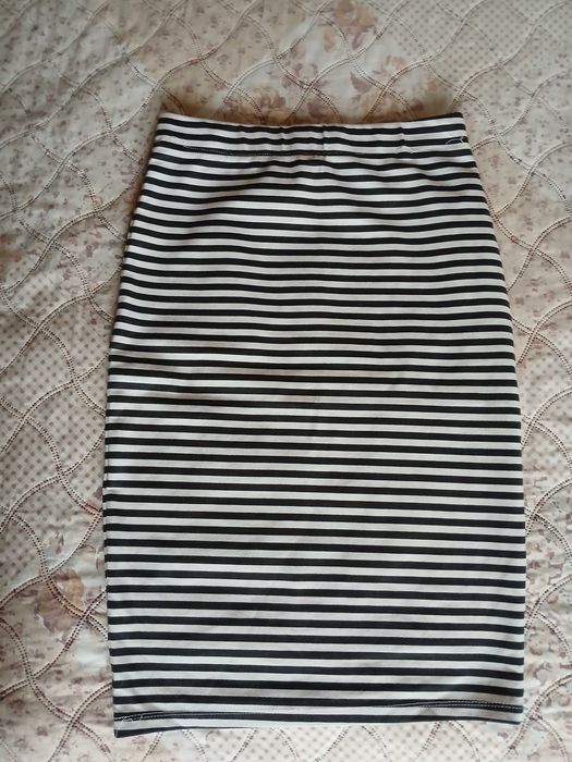 Дамска спортно елегантна пола