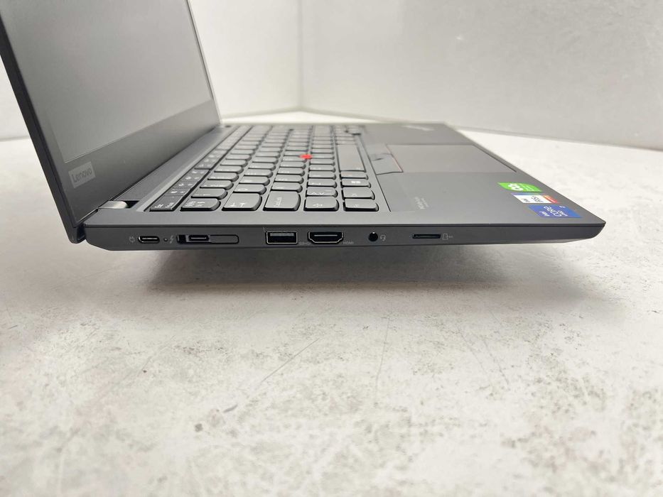 бизнес клас Lenovo ThinkPad T14 G2 14" i7-1185G7 32GB 510 клас А с Гаранция