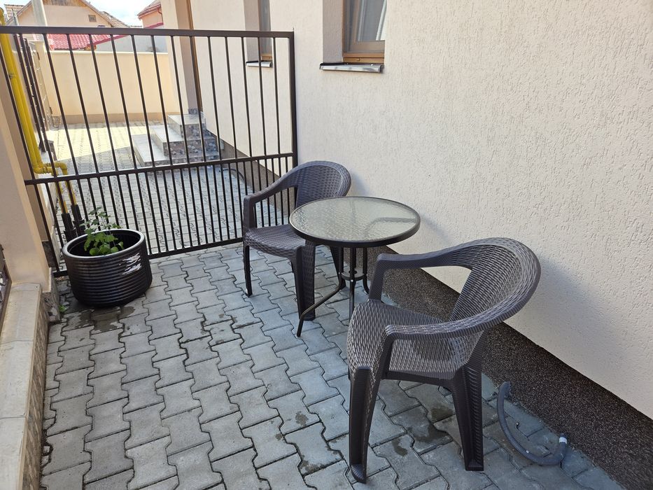 PF închiriez duplex Bărăbanț