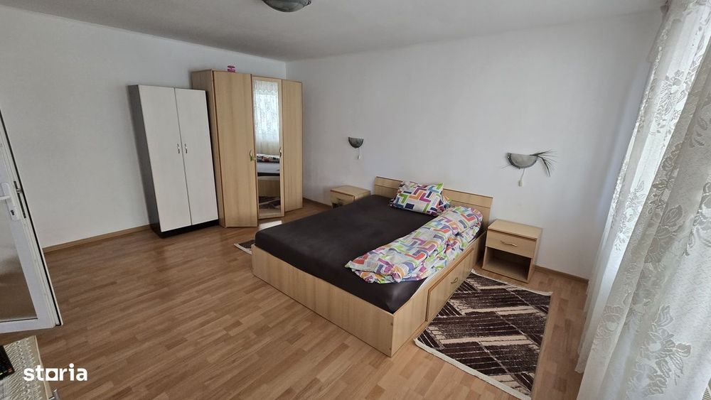 Vand garsoniera 40mp zona Cuza Vodă ,et 1