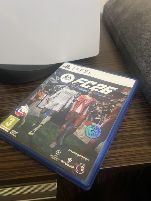 Playstation 5 disk edition +  maneta +  Joc Fc26