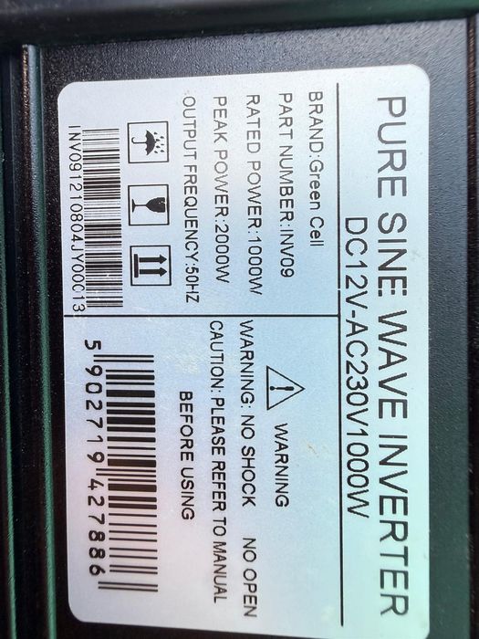 Invertor Green cell, 1000w unda sinusoidală pură , surge power 2000w, 12 v.