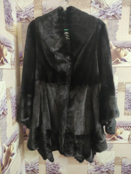 Шуба норковая черная