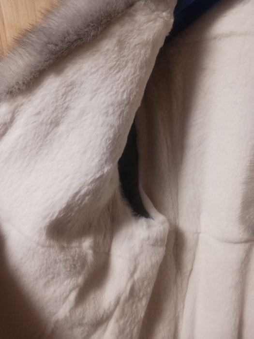 OFERTA Haina lana cu blana iepure si nurca