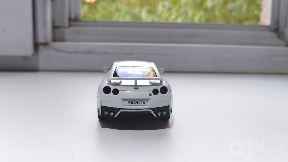 Коллекционная модель Nissan GT-R R35 (Масштаб 1:38)