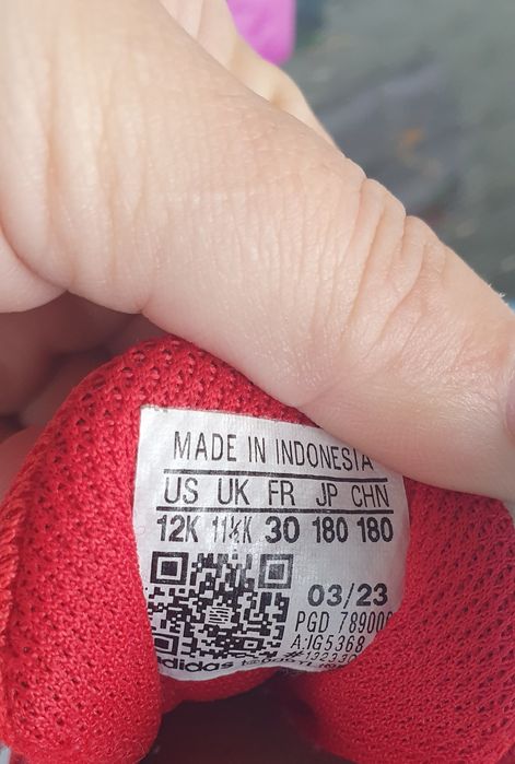 Vand Adidasi Adidas originali marimea 30, 18 cm interior