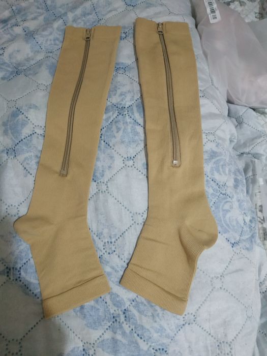 Чорапи за разширени вени и компреси