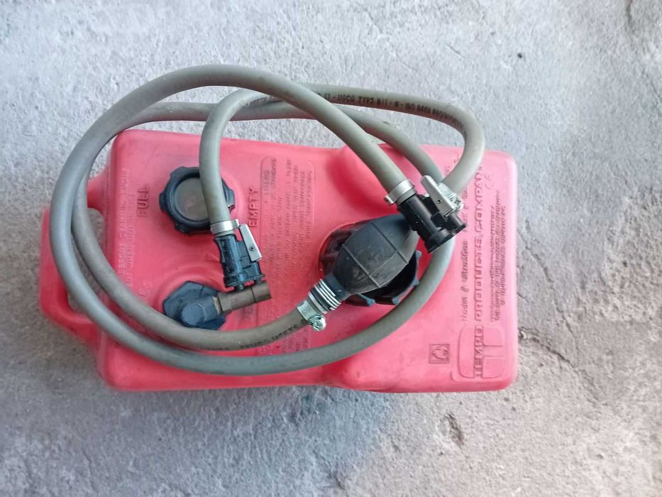 Резервоар за лодка