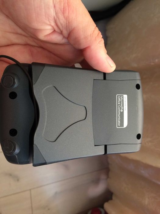 Polycom Communicator CX100 functional.Cititi tot anuntul.