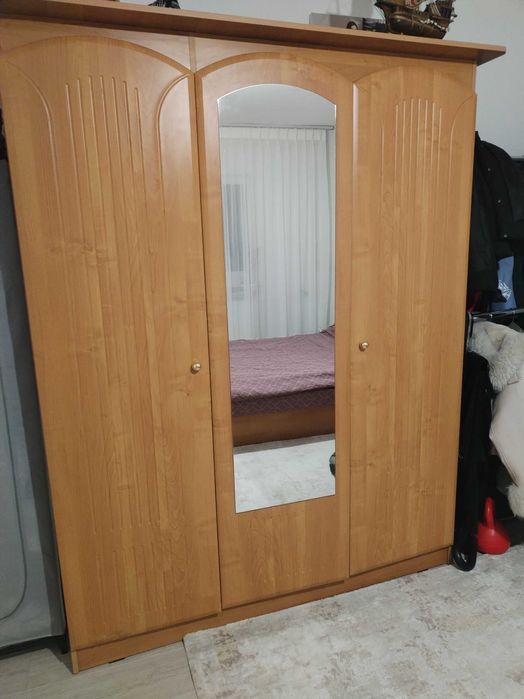 Mobila DULAP Trei Usi