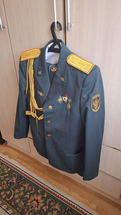 Парадный форма продается