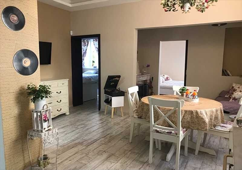 Дава се под наем Тристаен апартамент в София, Център - 70 кв.м за 700 € - Снимка #3