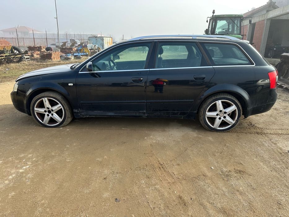 Audi A4 на части