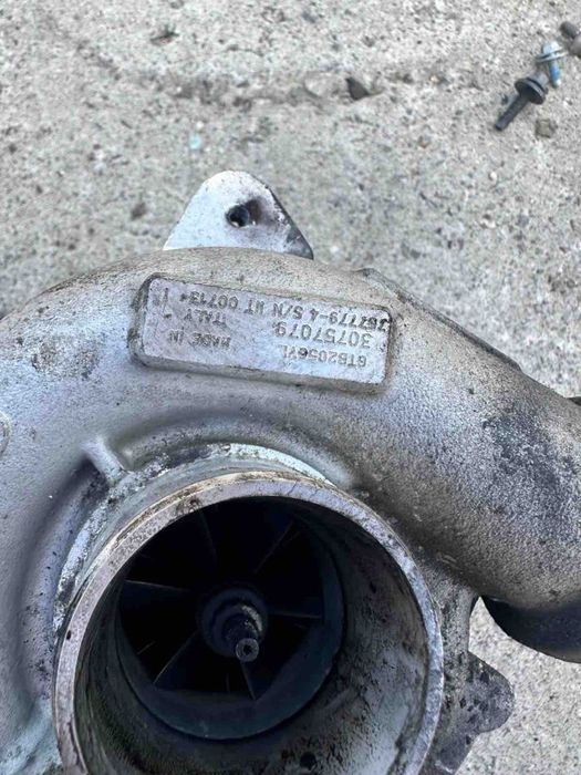 Turbina 2.4D Euro 4 2006-2010 Volvo S60 V70 XC90 XC70 30757079