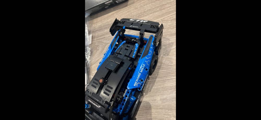 Lego McLaren Senna 42123