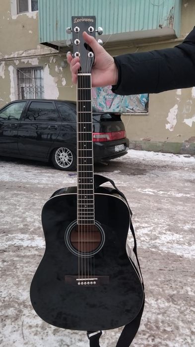 Новая гитара Levinson 41