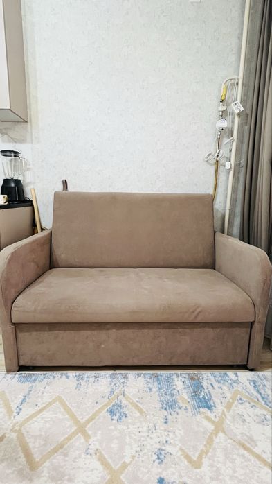 Продам диван срочно
