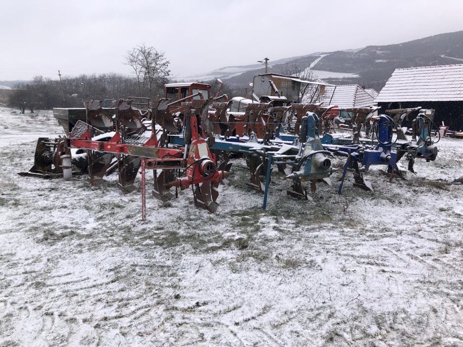 Plug 4 și 5 brazde reversibile