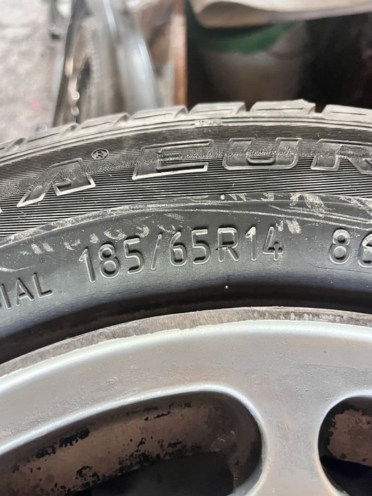 Продам диски с резиной