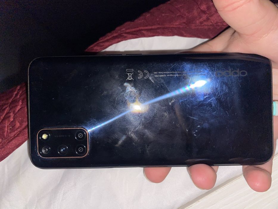 Oppo A72 продается теефон