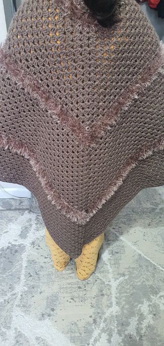 Вязаные шали      .