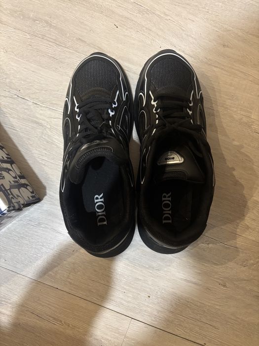 Чисто нови обувки dior b 30
