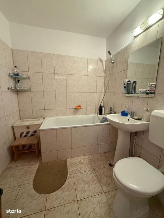 Dobrogei – Ap. 3 camere, decomandat, mobilat si utilat