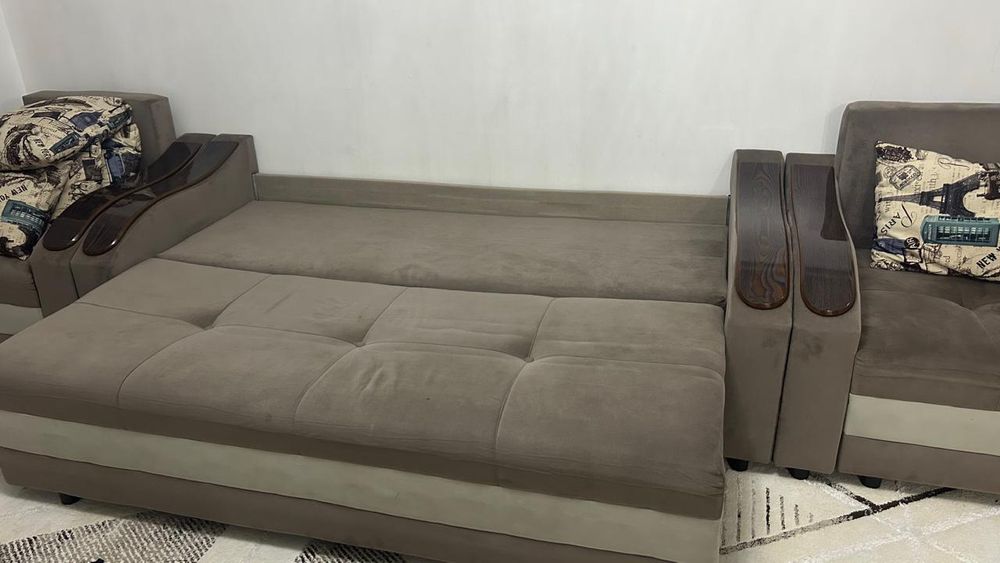 Диван с креслами