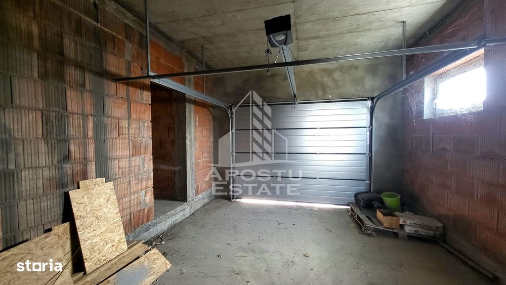 Casa individuala cu 5 camere,3 bai si garaj,Becicherecul Mic