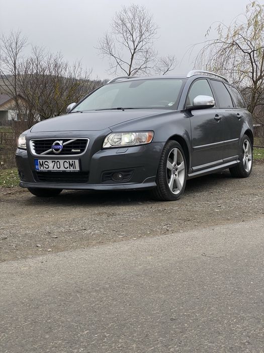 Volvo v50 R Design