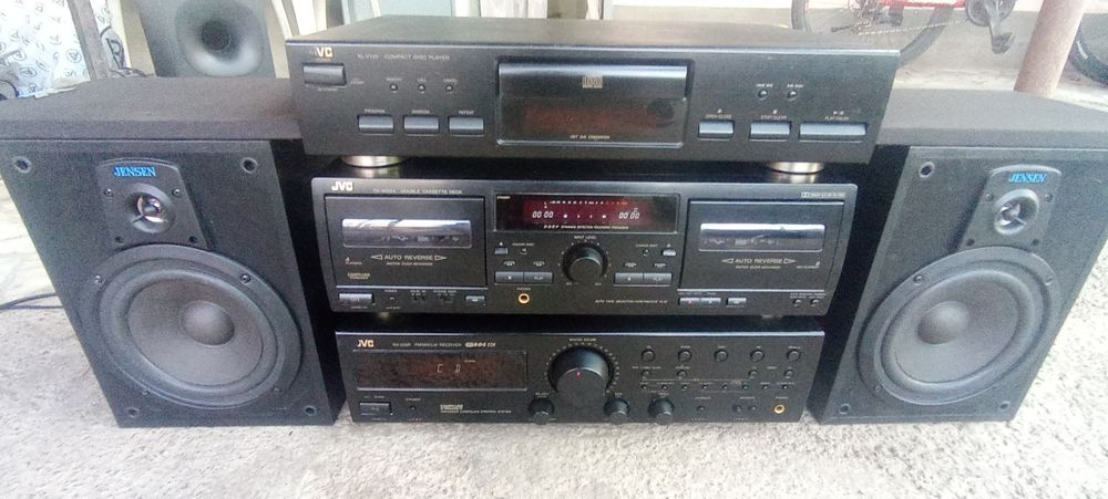 Уилитель калонки  JVC